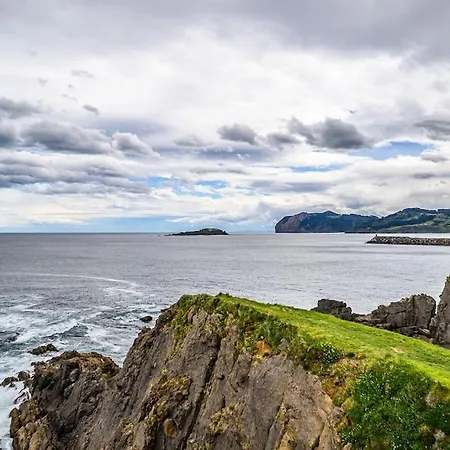 Coqueto Junto Al Mar Bermeo